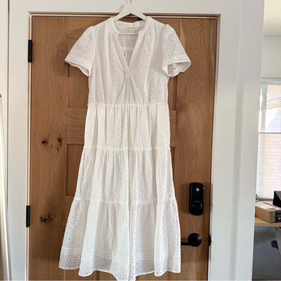 Cynthia Rowley White Eyelet Dress, Size Medium, Excellent Condition - Picture 4 of 8